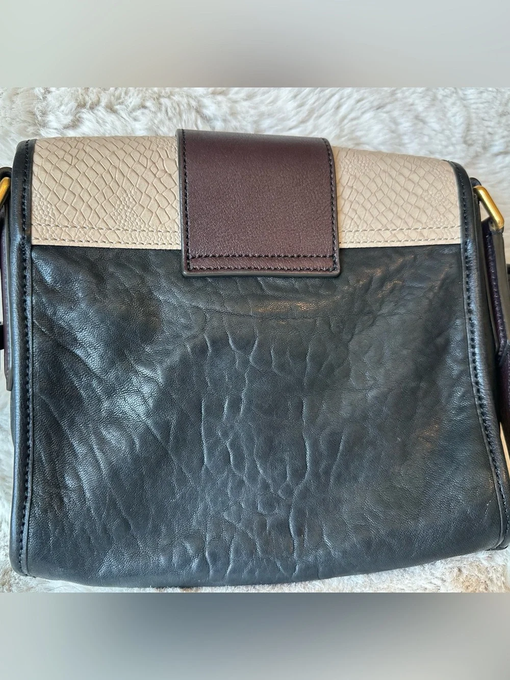 Marc Jacobs Leather Crossbody. Great condition